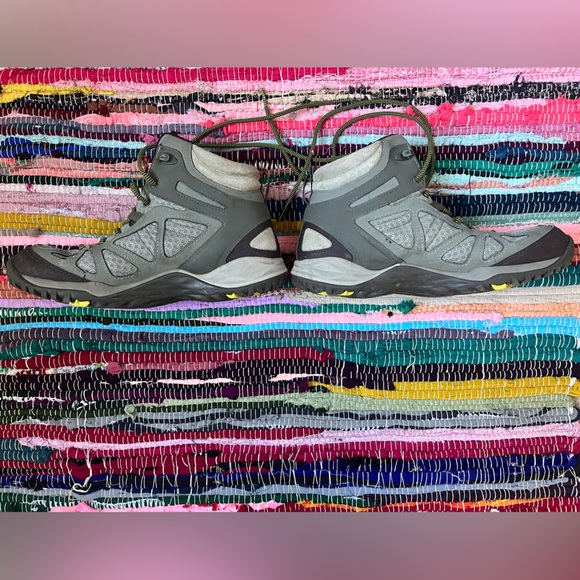 MERRELL hiking boots 🥾 women’s size 10 - Picture 4 of 5